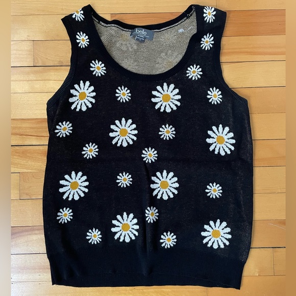 ⚡️Flash Sale ⚡️ belle by belldini - sweater vest - Picture 1 of 6